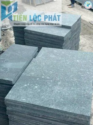 Đá xanh Thanh Hóa băm mặt lát sân chống trơn