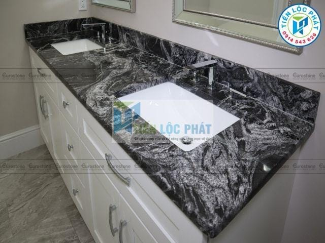 Đá Granite Black Forest