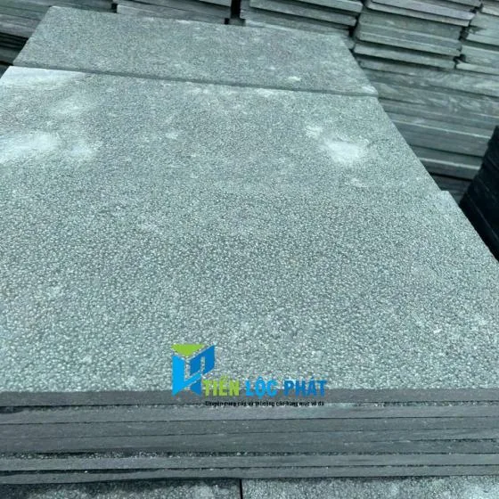 Đá xanh rêu băm toàn phần 30x60x2