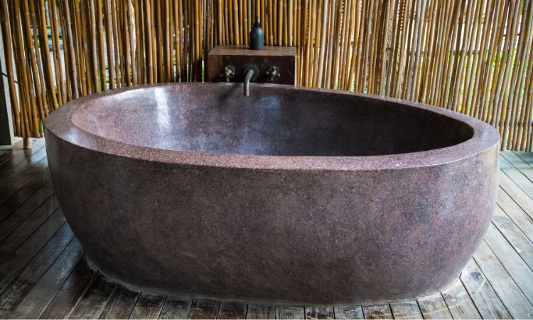 Bồn tắm đá tự nhiên