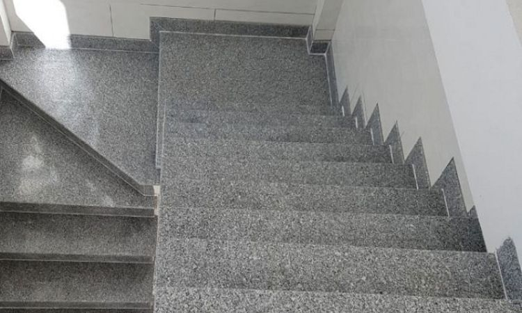 cầu thang Granito