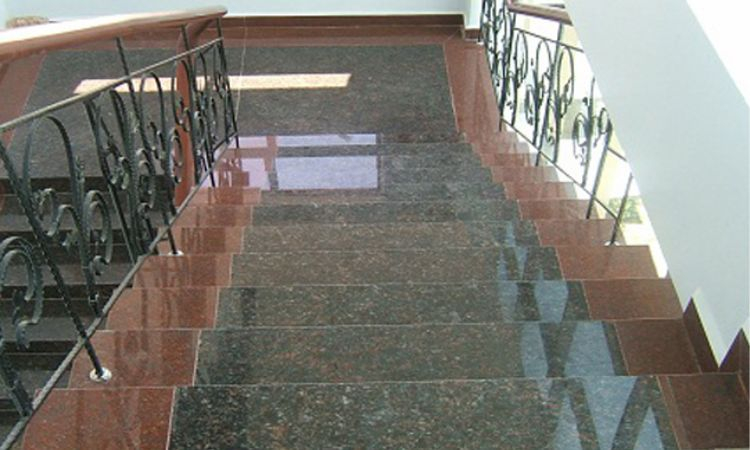 Cách làm sạch cầu thang granito