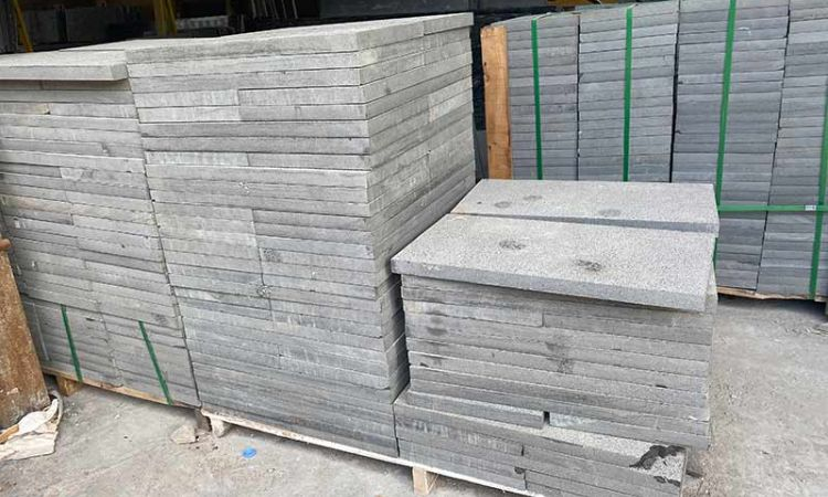 đá lát sân vườn 30x60