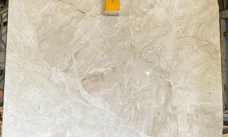 Đá Marble Kem Hoàng Gia (Daina Beige)