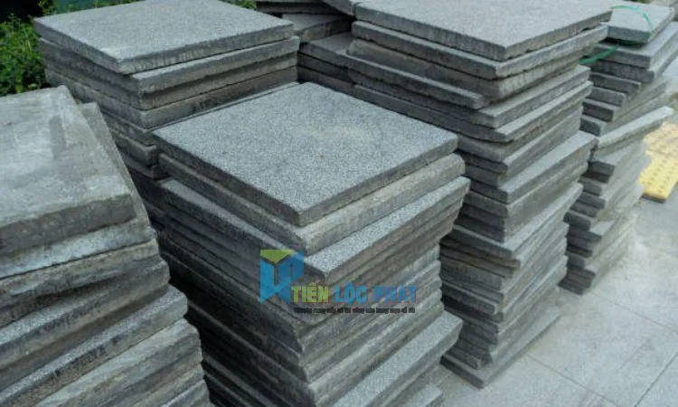 đá lát sân vườn 15x15