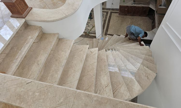 ốp đá bậc thang