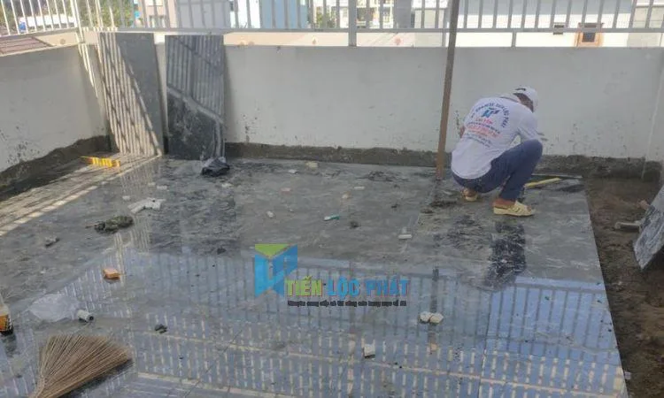 thi công đá lát sân vườn 15x15