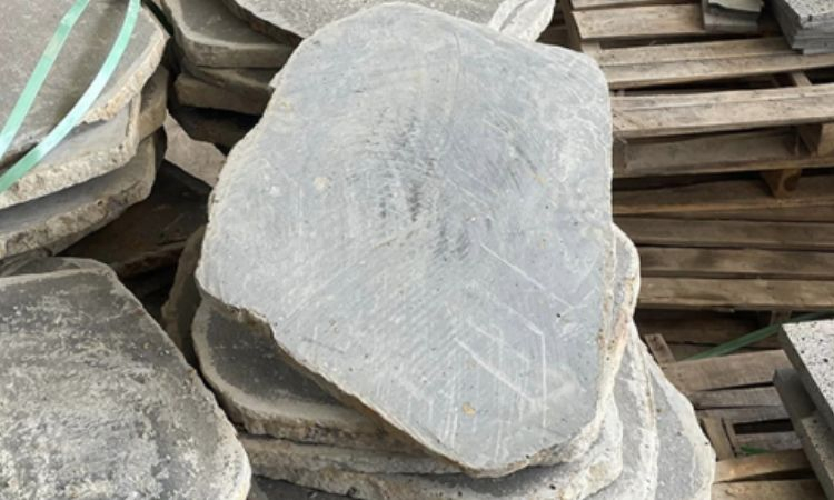 đá thớt sân vườn