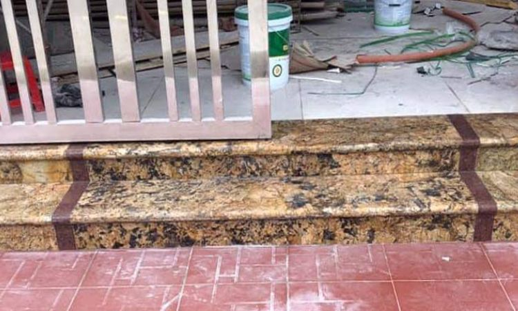 Thềm nhà 2 bậc có tốt không?