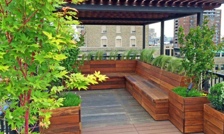 Sân vườn trên sân thượng