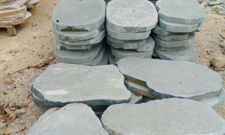 đá bước dạo sân vườn