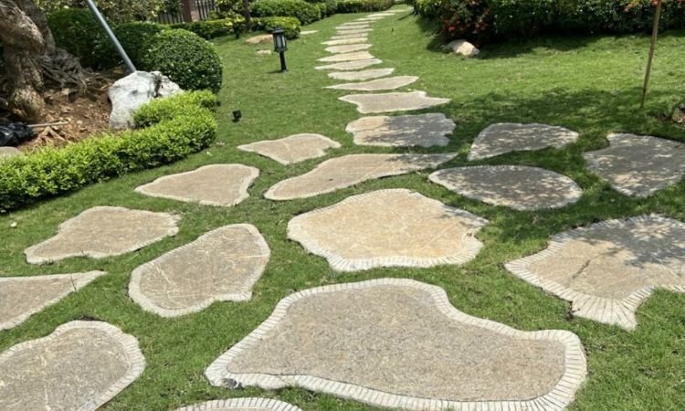đá bước dạo sân vườn