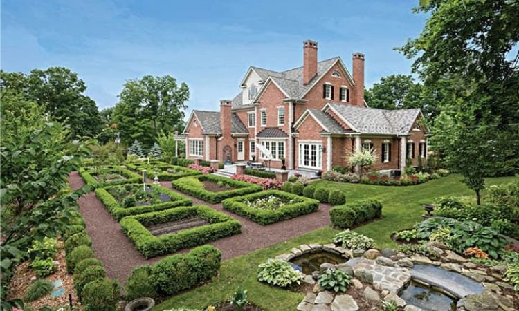 Sân vườn cổ điển Pháp