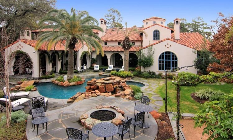 Sân vườn Địa Trung Hải